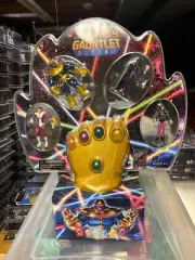 Marvel Universe 3.75” SDCC Infinity Gauntlet Set