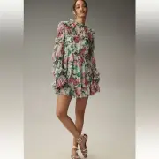 NWT Mac Duggal Long-Sleeve Ruffled Mini Dress Size 6