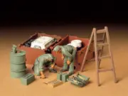 Tamiya 35180 1/35 Scale German Tank Maintenance Crew