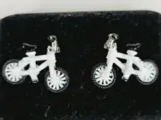 Link Up BMX Bicycle Cufflink White Bicycle