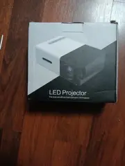 Mini Portable Projector 1080P HD Video Home Theater Home Cinema