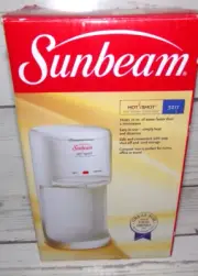 Vintage Sunbeam Hot Shot Hot Water Dispenser W/Cord Storage 3211 White