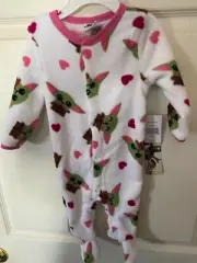 The Mandalorian Girl's The Child Snap Front Pajamas 6-9 Month *NEW* h1