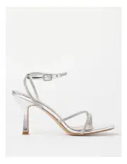 [Collection] Carrie Sandal in Silver