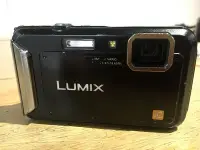 在飛比找Yahoo!奇摩拍賣優惠-【米倉】二手國際牌Panasonic LUMIX DMC-T