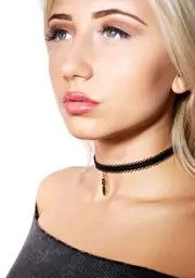 [Vanessa Mooney] Black Lace Feather Choker
