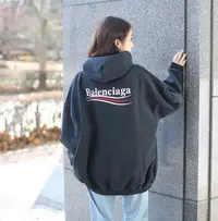 在飛比找Yahoo!奇摩拍賣優惠-【EZ兔購】Balenciaga 巴黎世家 可樂 刺繡 雙面