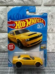 Hot Wheels Factory Fresh 8/10 '18 Dodge Challenger SRT Demon 319/365 50th Yellow