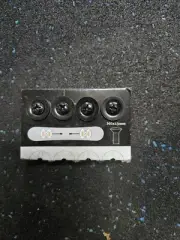 Burton snowboard est disc screws for other bindings to fit on a BURTON board.
