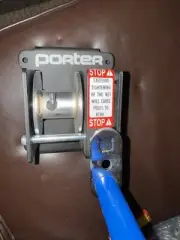 Porter Volleyball Hand Winch Only