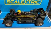 SCALEXTRIC C4234 LOTUS 97T-AYRTON SENNA-JPS LIVERY-NEW IN BOX-SUIT SCALEXTRIC