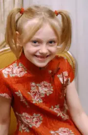 Dakota Fanning at The Cat in the Hat P/C, Mike Myers Dakota Fannin- Old Photo 10