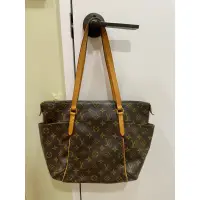 在飛比找蝦皮購物優惠-二手 LV 巴黎帶回 Louis Vuitton Monog