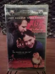 Fly Away Home Sealed Vhs Clamshell New Jeff Daniels Anna Paquin