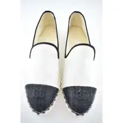 Chanel 19C White Black Fabric CC Logo Cap Toe Moccasin Ballet Loafer Flat 41