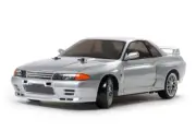 Tamiya 58651 1/10 Scale RC Car TT-02D Drift Chassis Nissan Skyline GT-R R32