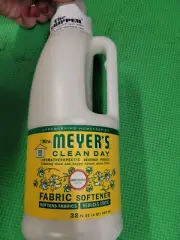 Mrs Meyer's Liquid Fabric Softener Infused With Essential Oil Honeysuckle 32 oz
