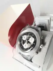 Swatch: James Bond 007 " The World Is Emergency Enough " (SVCK4003) New/