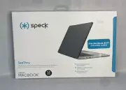 Speck Hardshell SeeThru 12.0" Macbook Case Black