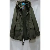 在飛比找蝦皮購物優惠-BOBSON【極新】軍綠色保暖大衣(XL)