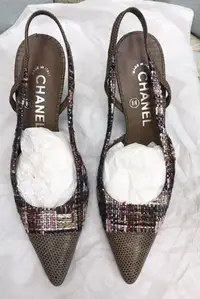 在飛比找Yahoo!奇摩拍賣優惠-Chanel 全新未穿的蜥蜴皮+呢料絕美的雙拼美鞋