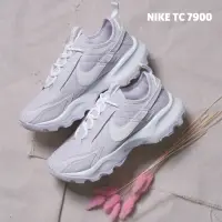 在飛比找momo購物網優惠-【NIKE 耐吉】休閒鞋 TC 7900 女鞋 薰衣草紫 仙