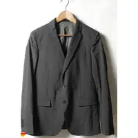 在飛比找蝦皮購物優惠-義大利品牌 SISLEY 深灰條紋 合身版 休閒西裝外套 4