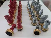 Chess Piece set - Cosmic Silver/Fireball Red Pieces with Gold Leaf Base - NEW