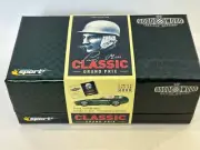 Scalextric C2552A Vanwall F1 '57 Stirling Moss (Green) 1/32 scale slot car NIB