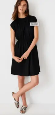 ANN TAYLOR Shirred Flare Dress Womens Medium Black Cap Sleeve New