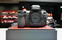 在飛比找Yahoo!奇摩拍賣優惠-【日光徠卡】Nikon F100 底片相機 機身 二手 #2