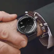Men's Sports Quartz Watch with Calendar and Independent Second Hand, Simple Desi