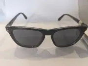 Foster Grant Black Polarized Sunglasses 100% UVA/UVB FGC Pol 24 551