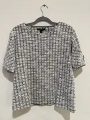 BANANA REPUBLIC Women’s Top Black/white Patterned Cinched Short Sleeve Sz M NWT