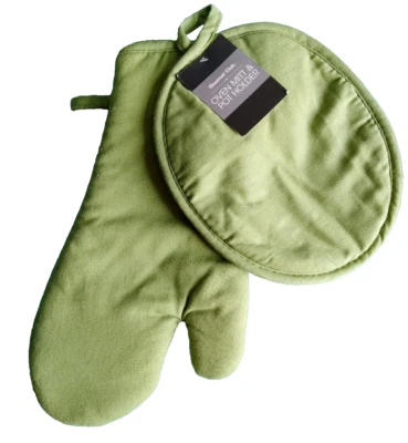 Heavy Green Oven Mitt and Pot Holder~ Free Dish Towel with Every Set