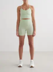 [aim'n] Spearmint Ribbed Performance Midi Biker Shorts
