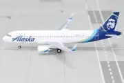 PM52317 Panda Models A320 1/400 Model N364VA Alaska Airlines