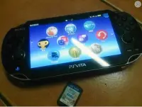 在飛比找Yahoo!奇摩拍賣優惠-§二手§ PS VITA PSV PCH-1107 黑色 +