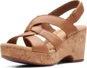Clarks Women's Giselle Beach Wedge Sandal 7, Tan Leather