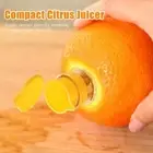 Manual Fruit Juicer Easy-to-Use Orange Juicer Portable Citrus Squeezer
