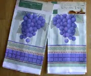 NEW SET OF 2 PURPLE GRAPES KITCHEN HAND TOWELS LINT FREE ABSORBENT HAND PRINTED