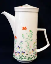 PETIT POINT Mikasa Bone China A4-183 Coffee Pot 8.25" made Japan NEW NEVER USED