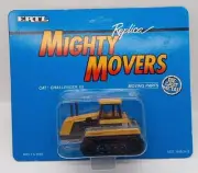 ERTL 1992 Mighty Movers CAT Challenger 65 Tractor Caterpillar 1:64 Scale Diecast