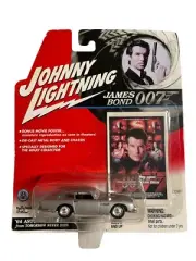 Johnny Lightning James Bond 007 64 Aston Martin DB5 from Tomorrow Never Dies