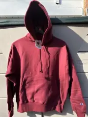 Champion Men's Reverse Weave Hoodie Athletic Fit, Heavyweight Pullover Size M