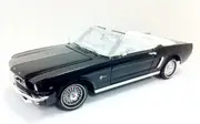 Motormax 1:18 Die-Cast 1964 1/2 Ford Mustang Convertible (Colors May Vary)
