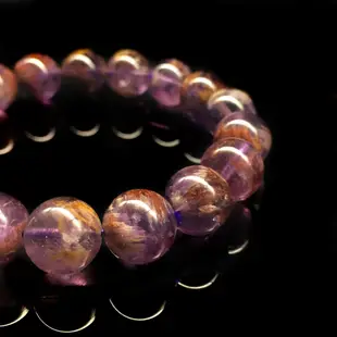 紫幽靈 羽毛意境 各具特色 11mm 手珠 (隨機出貨)《碞磊國際水晶礦石》【編號】DAPL0011
