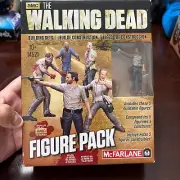 McFarlane Toys The Walking Dead AMC 5 Figure Pack Building Figures Rick Grimes