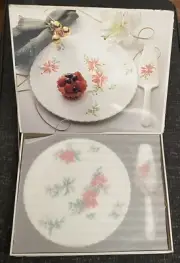 MIKASA BONE CHINA POINSETTIA CAKE PLATE & SERVER SET IN ORIGINAL BOX!
