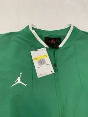 Jordan Team Lightweight Nylon Jacket Green 1/2 Zip Size: Small NWT $75 Size Sm